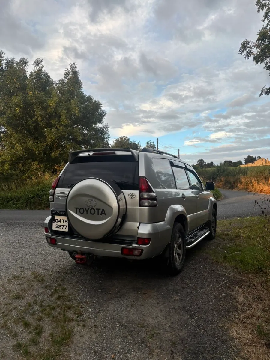 Toyota Land Cruiser - Image 4