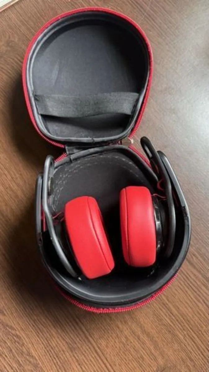 Beats Mixr Dr Dre Monster Headphones Black/Red - Image 1