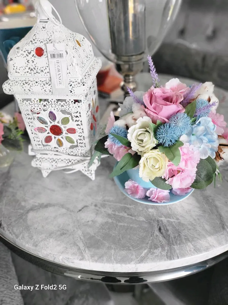 A. Lovely table. Lamp with colorful stone's - Image 3