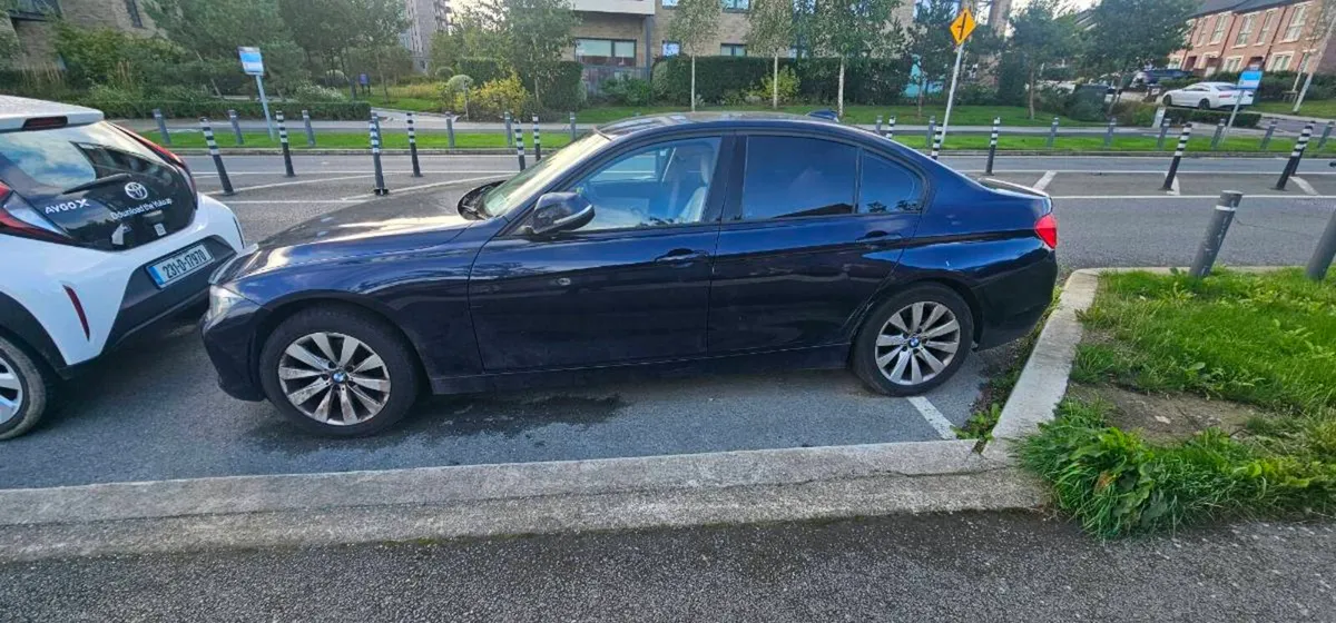 BMW 318D - Image 4