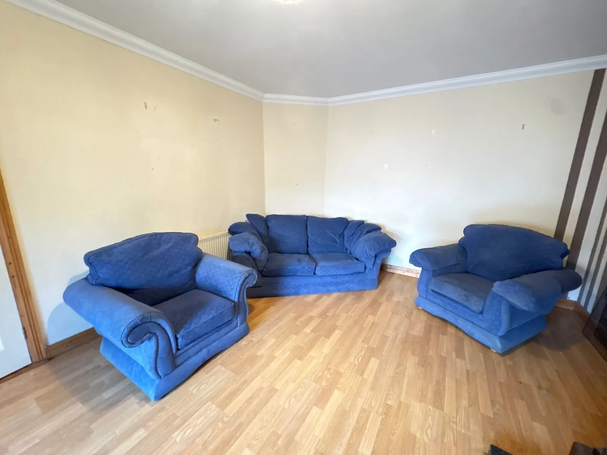 3 piece suite - Image 1