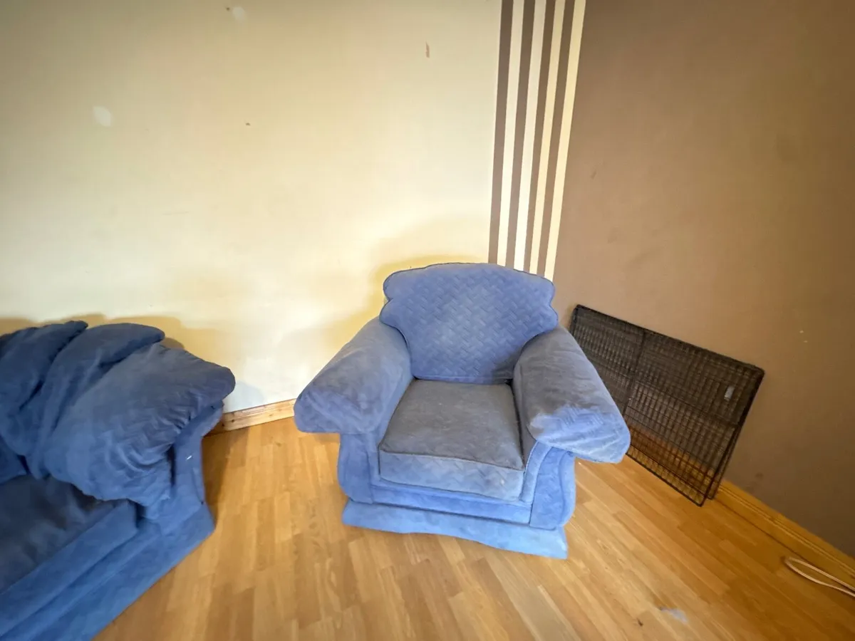 3 piece suite - Image 3