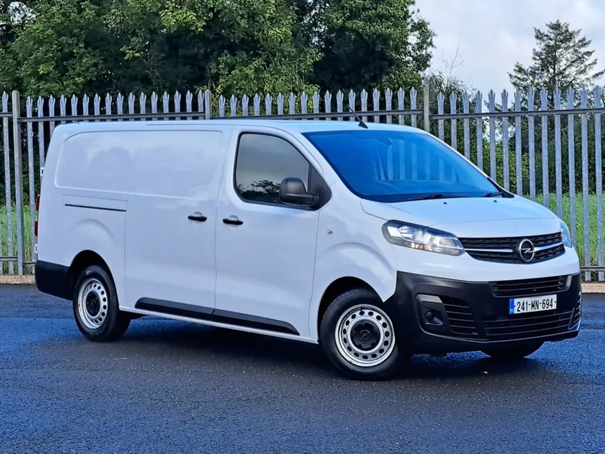 Opel Vivaro KOMFORT L2H1 1.5TD 100BHP - Image 2
