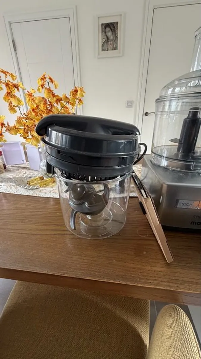 Magimix Cuisine 5200XL Food Processor - Image 1