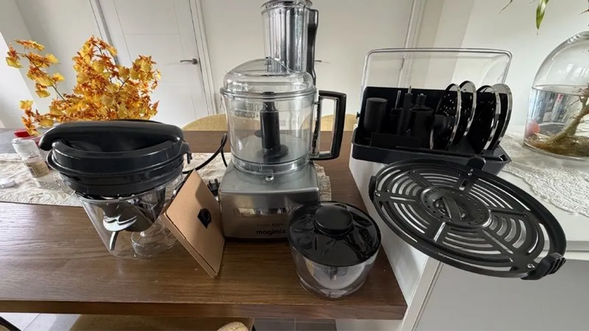 Magimix Cuisine 5200XL Food Processor - Image 4
