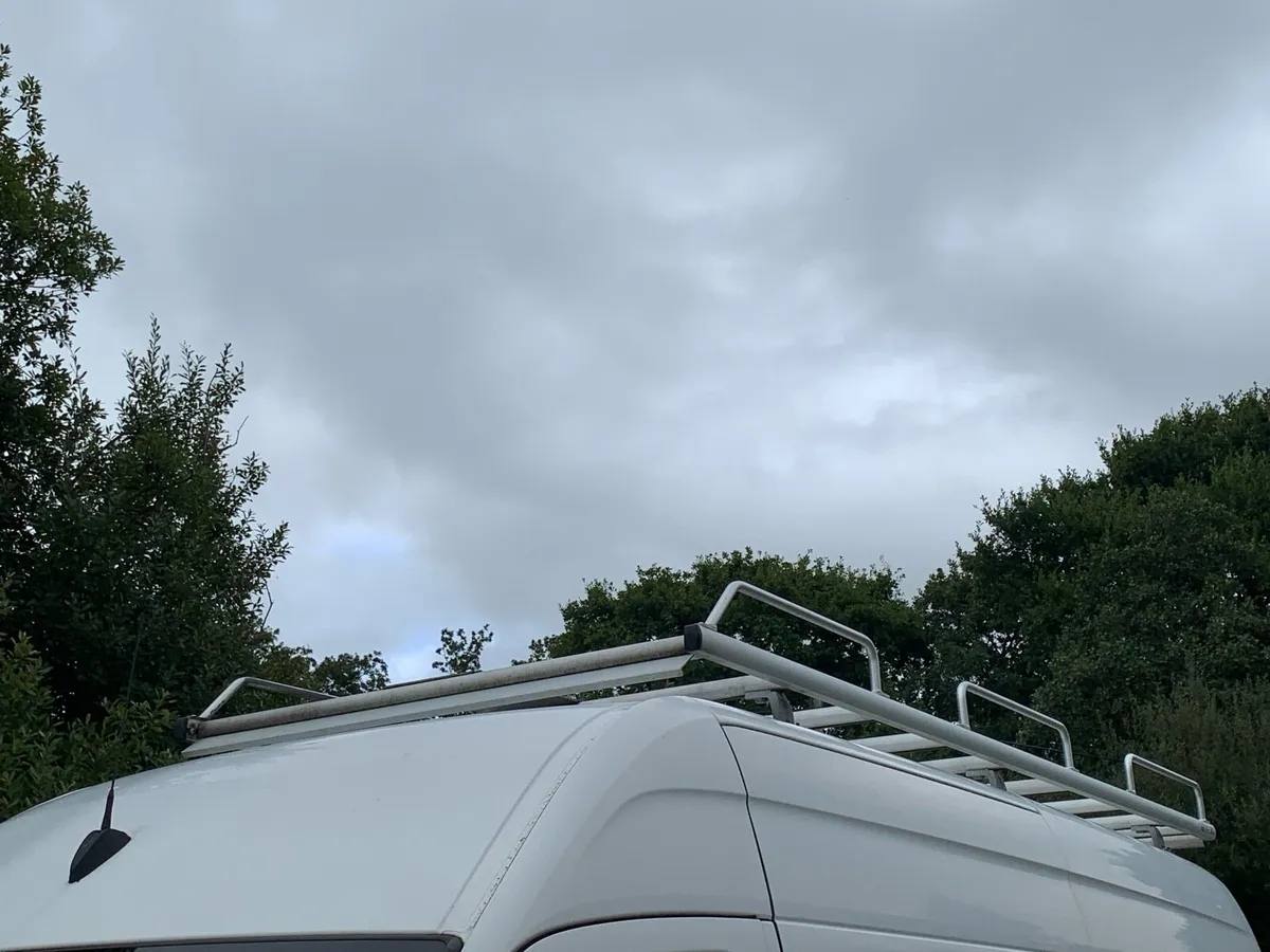 Roof rack - Image 2