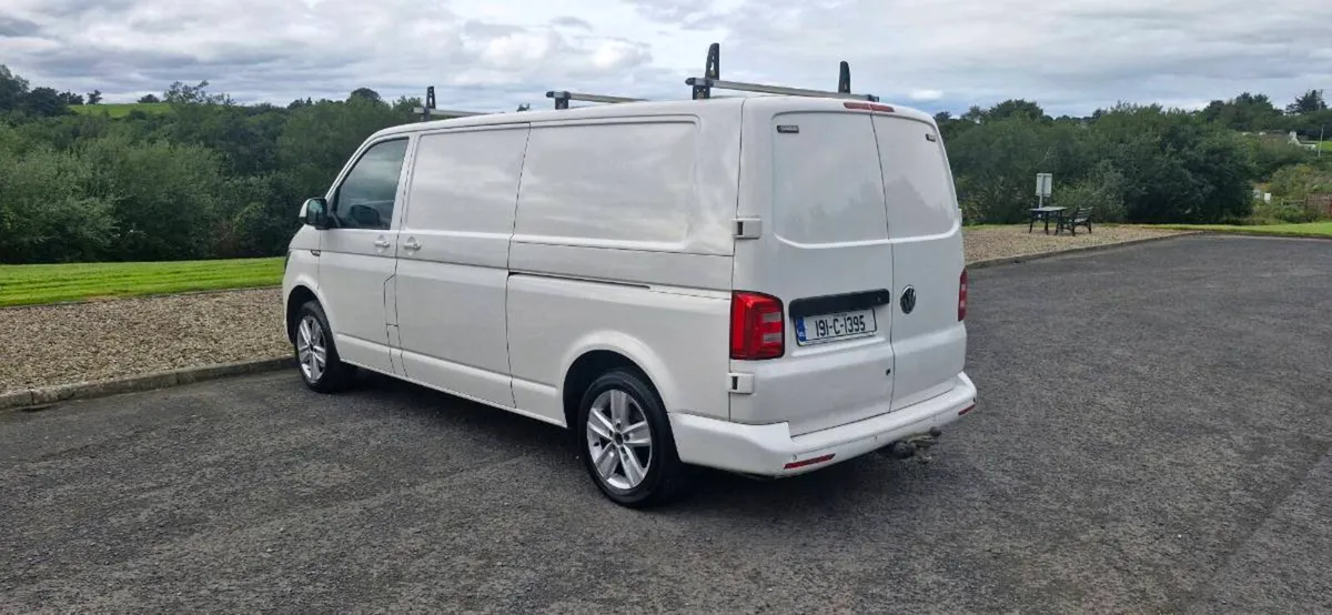 Volkswagen transporter 150 bhp , trendline - Image 4