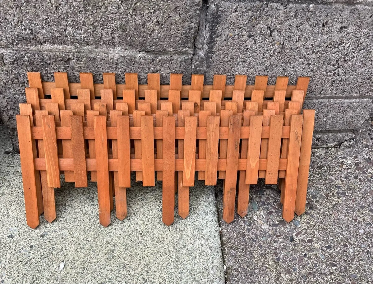 Selection of Decorative Edging & Fencing - Image 3