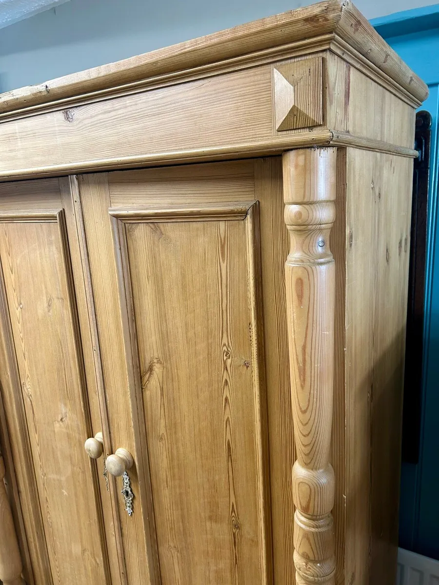 Antique pine wardrobe - Image 2