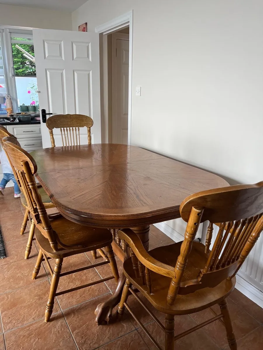 Table & Chairs - Image 2