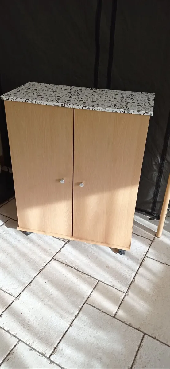 2 Door cabinet 700 x 365 x 870mm - Image 2