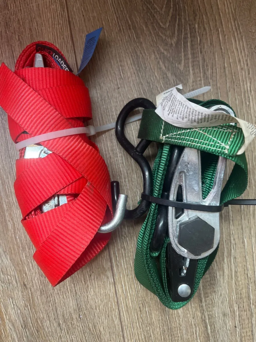 A  ratchet tie-down straps - Image 3