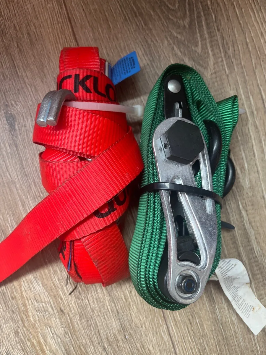 A  ratchet tie-down straps - Image 4