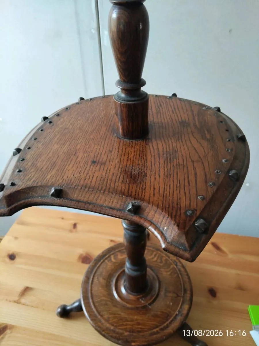 Tobacco stand - Image 2