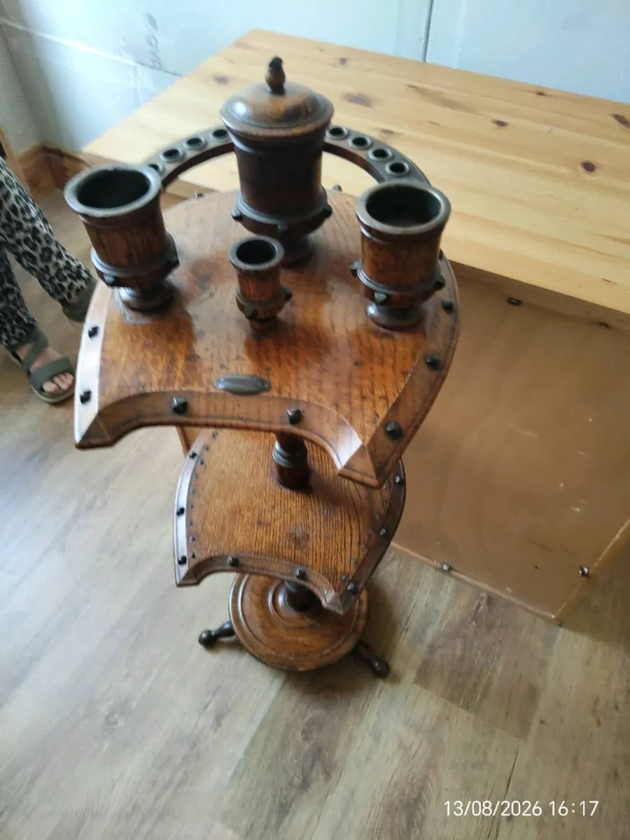 Tobacco stand - Image 3