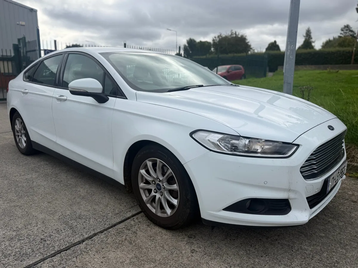 2017 Ford Mondeo Low miles Tax & Test - Image 1