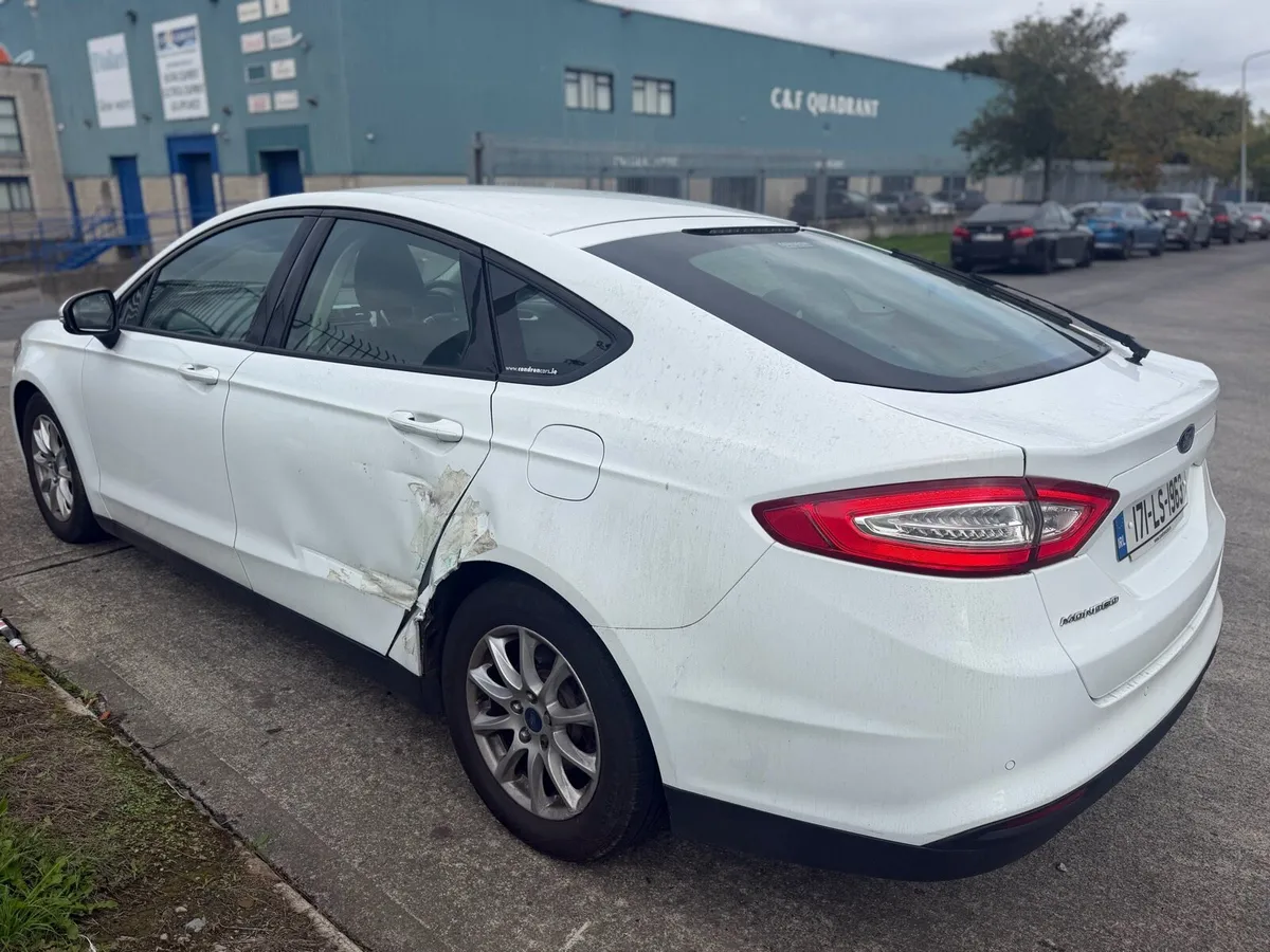 2017 Ford Mondeo Low miles Tax & Test - Image 4