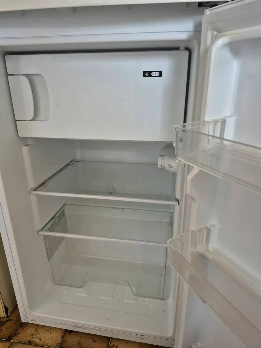 Under counter fridge - Image 1