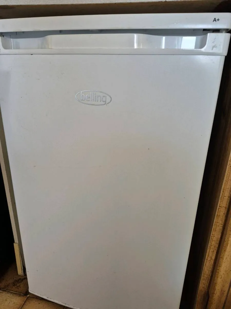 Under counter fridge - Image 3