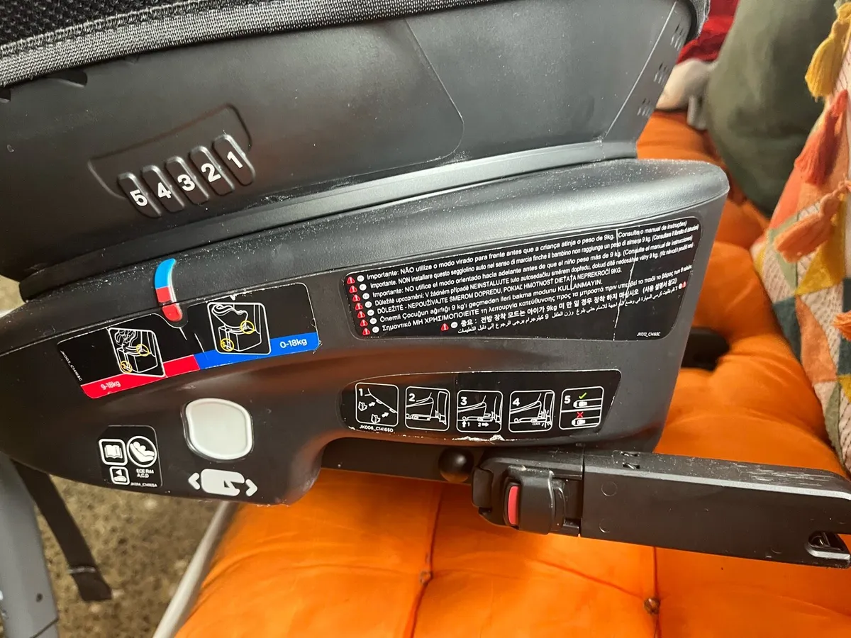 Jolè spin 360 isofix car seat - Image 3