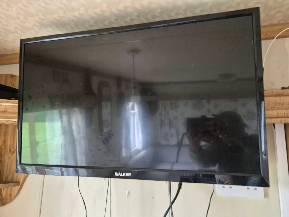 Walker tv - Image 2