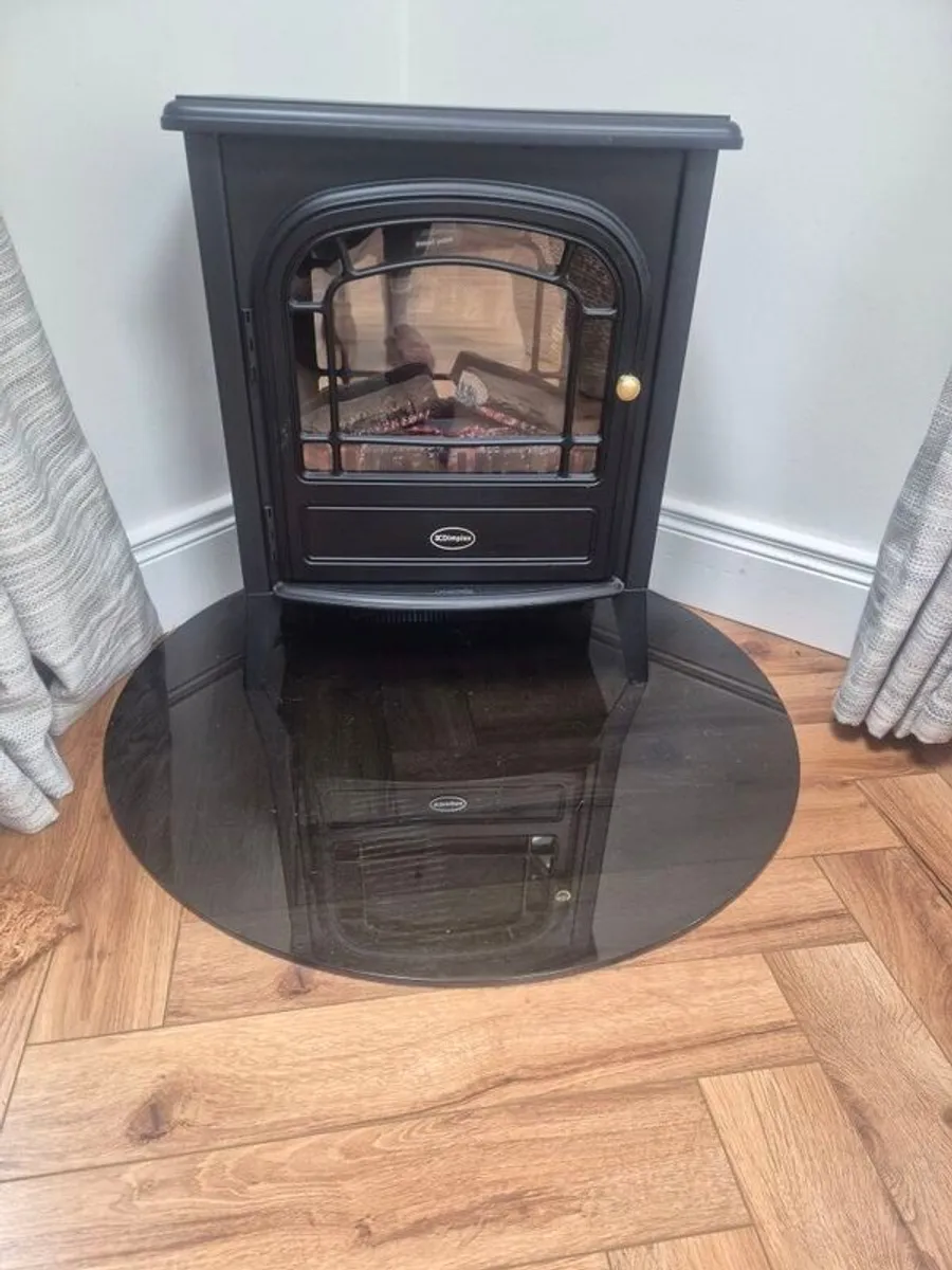 Dimplex Electric Fire with Hearth - Image 1