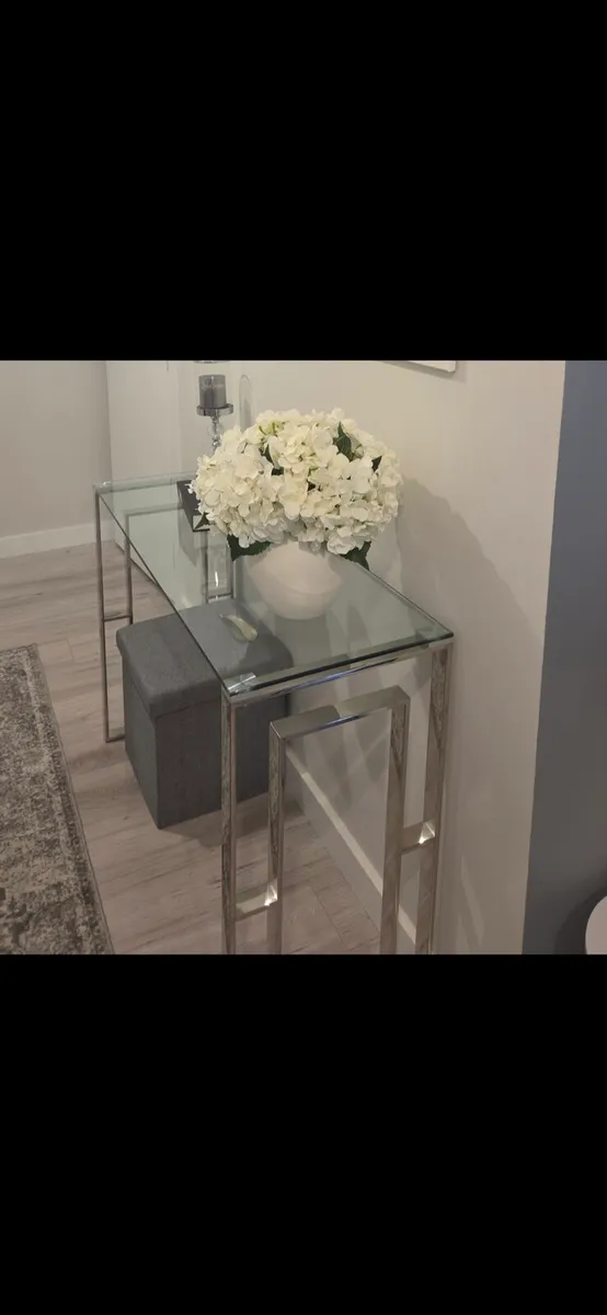 Console table - Image 3