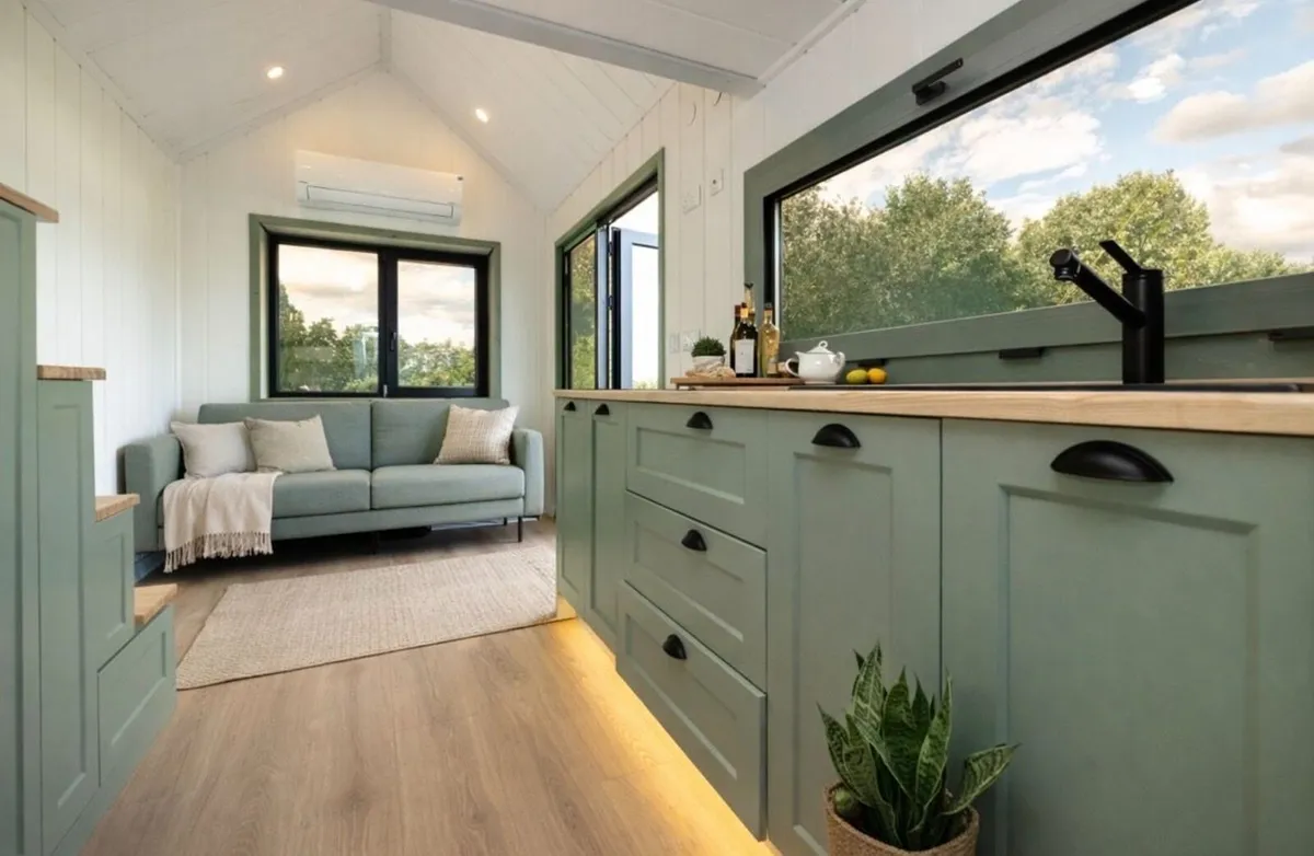 Priced to Sell - Modular home on wheels - Image 2