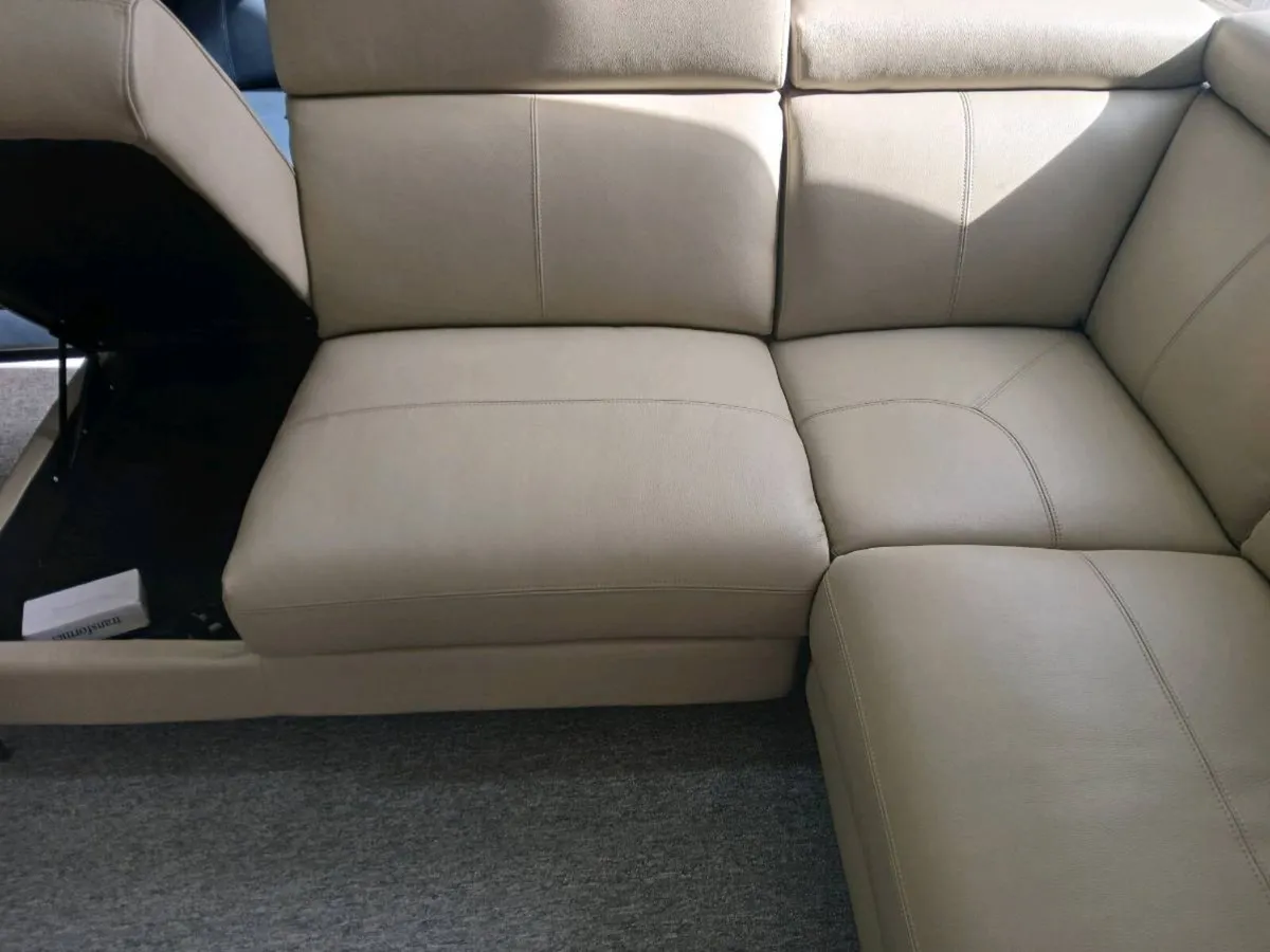 Cream corner sofa - Image 2