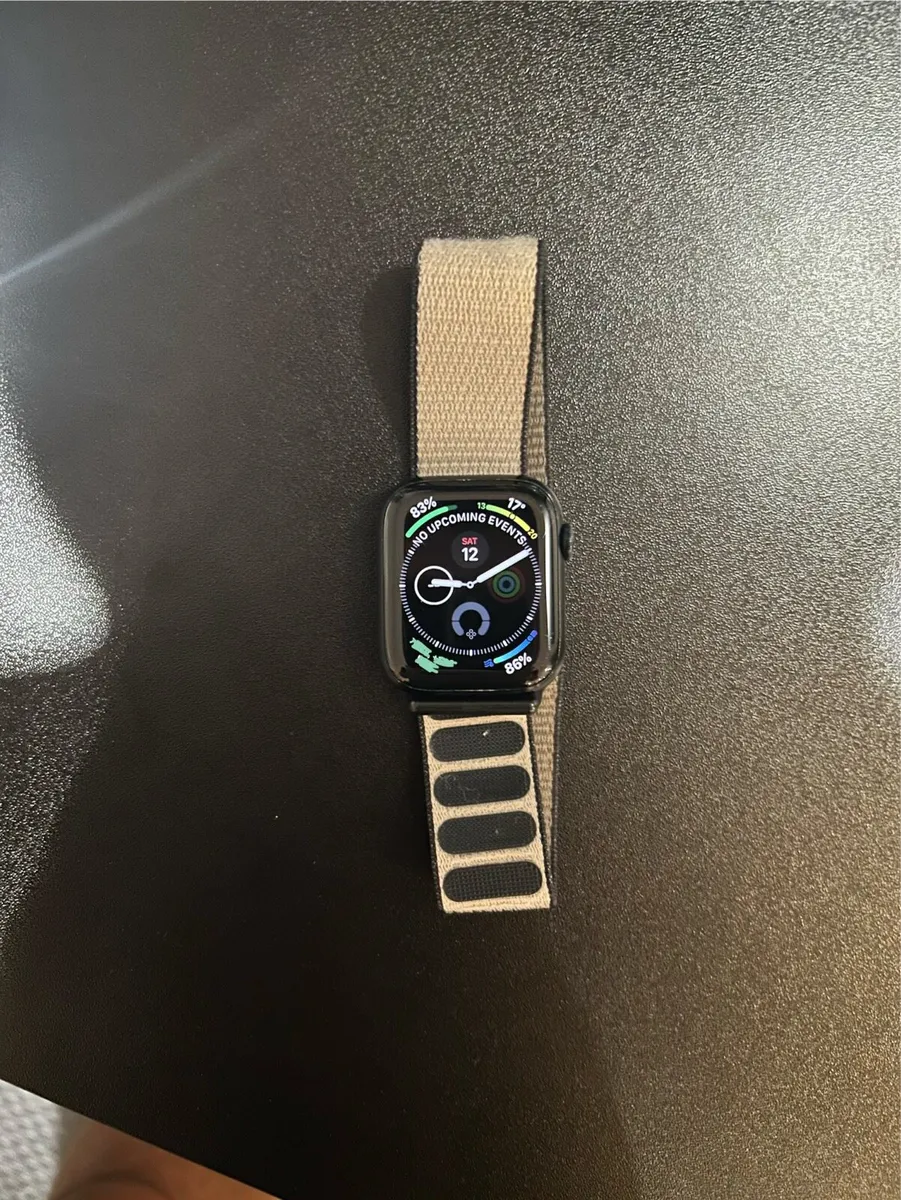 Apple Watch Series 9 - Image 2