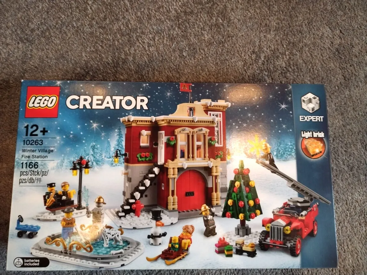 🎄LEGO Christmas Winter Set 10263 - Image 2
