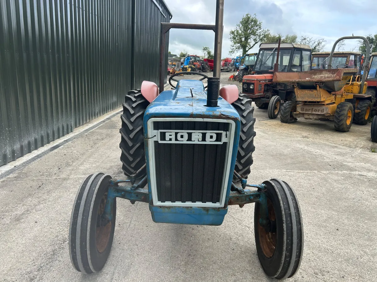 Ford 3600 2wd - Image 4