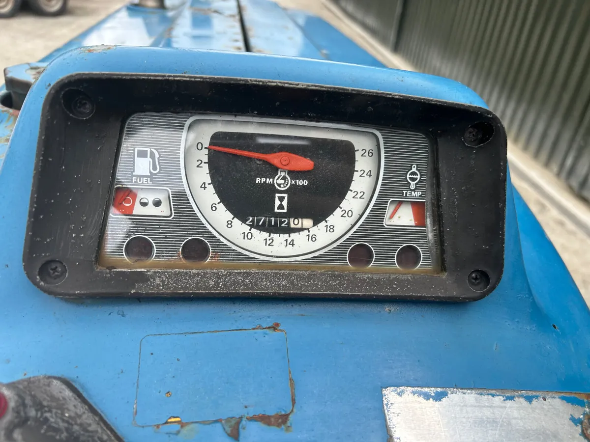 Ford 3600 2wd - Image 2