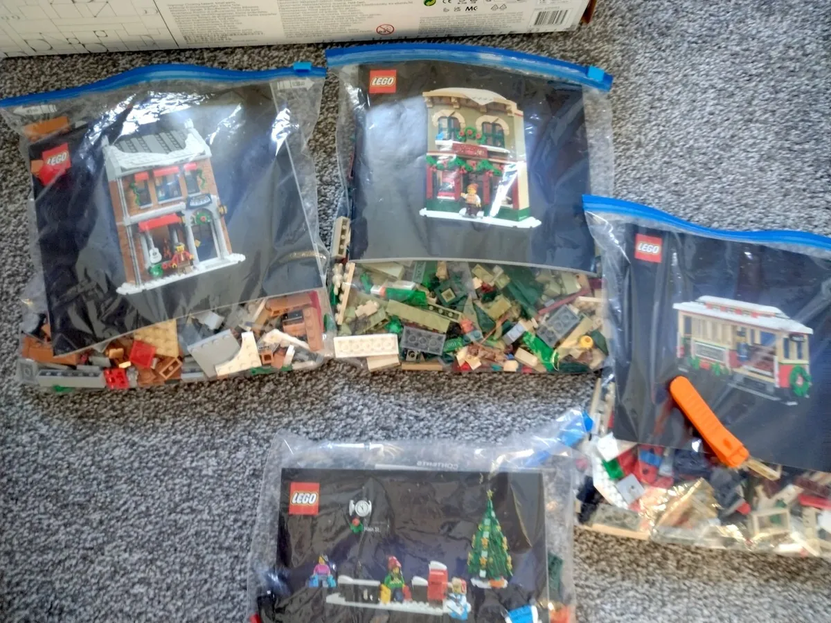 LEGO Winter Village Holiday Main Street 10308 €120 - Image 2