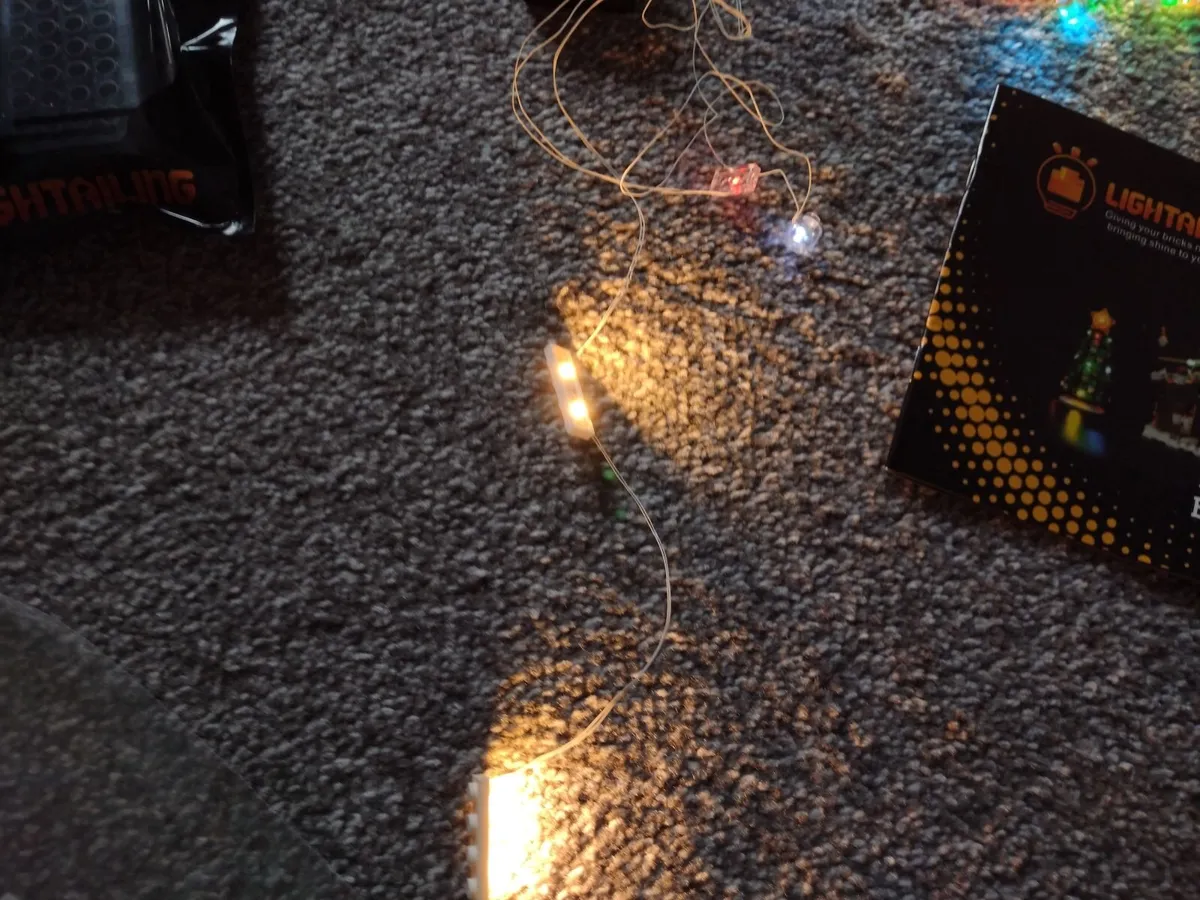 LEGO Christmas Village Lighting Kit/ Accessories € - Image 2
