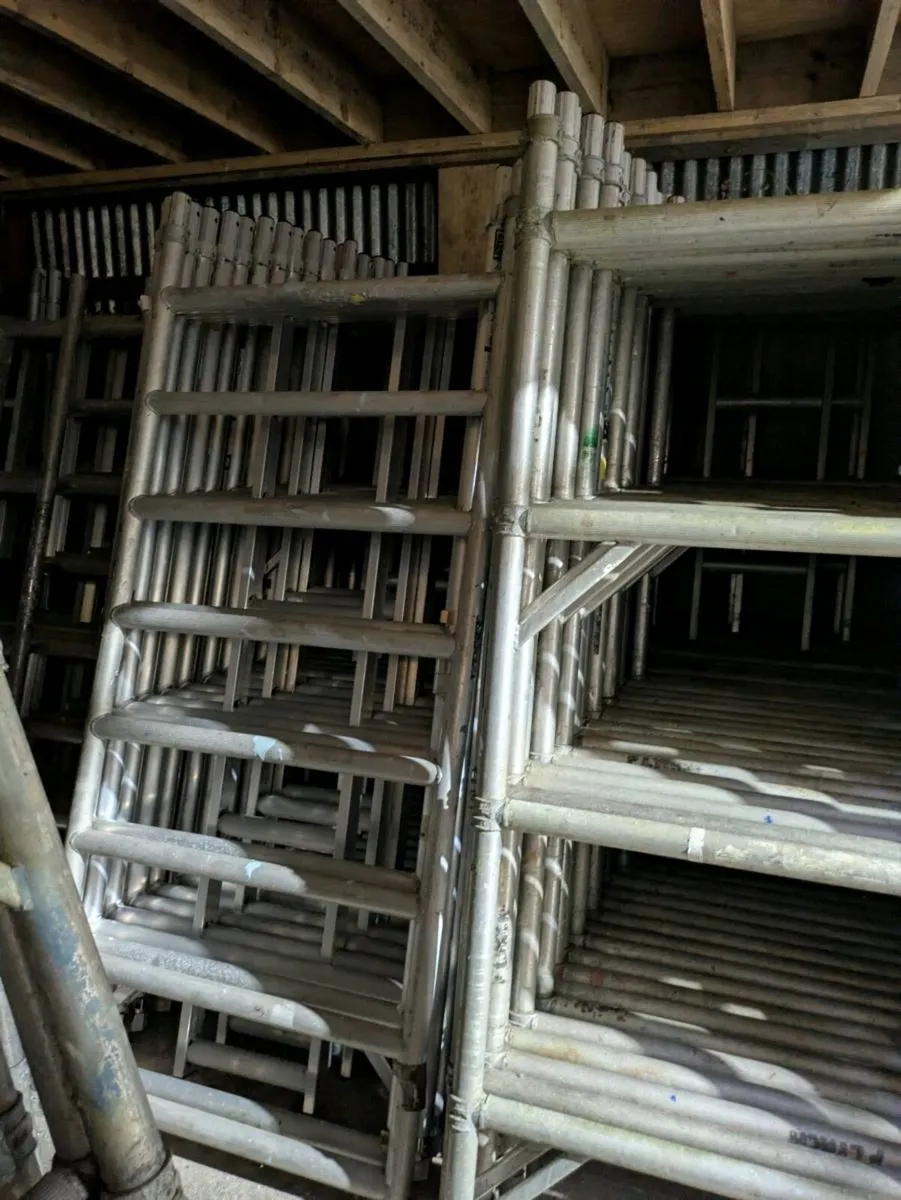Scaffolding tower - Image 4