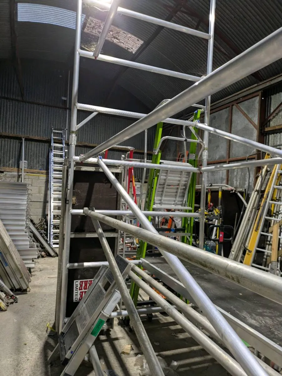 Scaffolding tower - Image 2