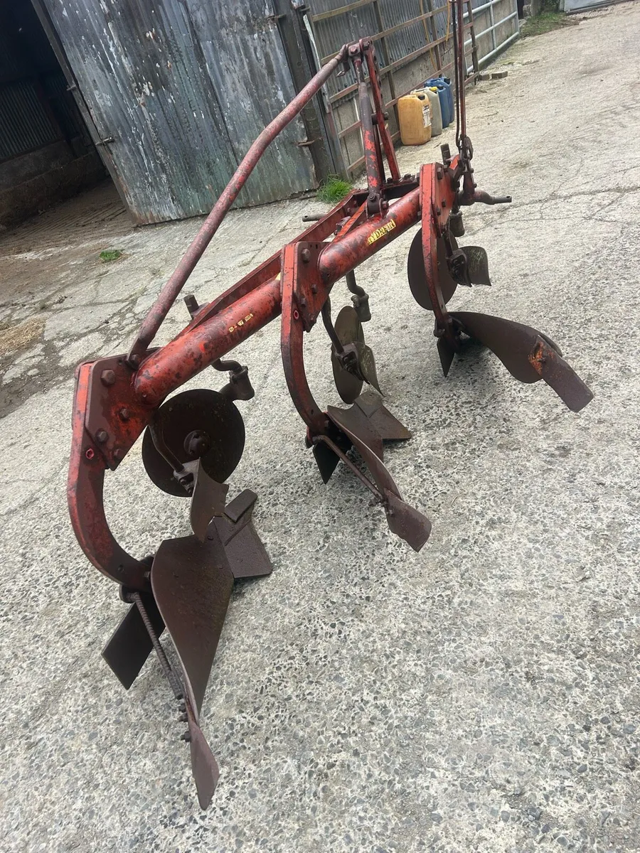 Kverneland Hydrein MD 3-Furrow Plough - Image 2
