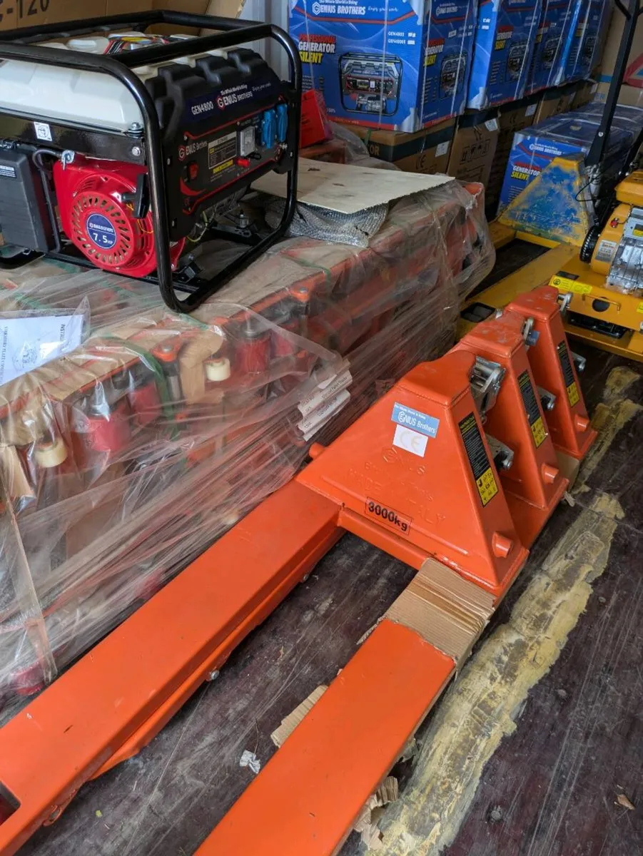 Pallet truck - Image 2