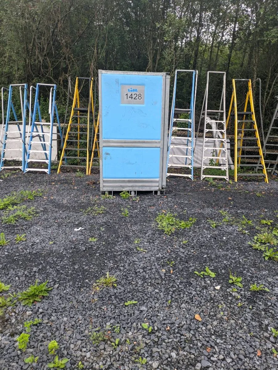 Portable toilet and cool room's - Image 4