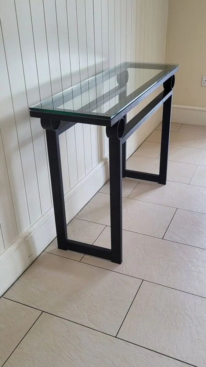 Alfrank Console Table - Image 1