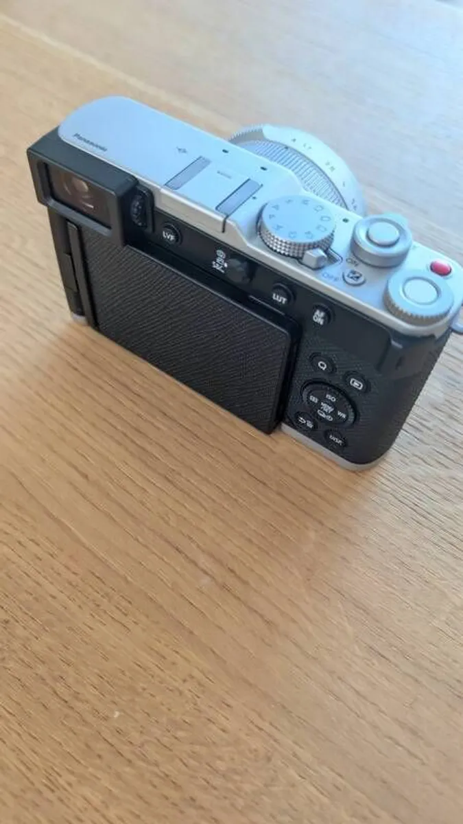 lumix - Image 3
