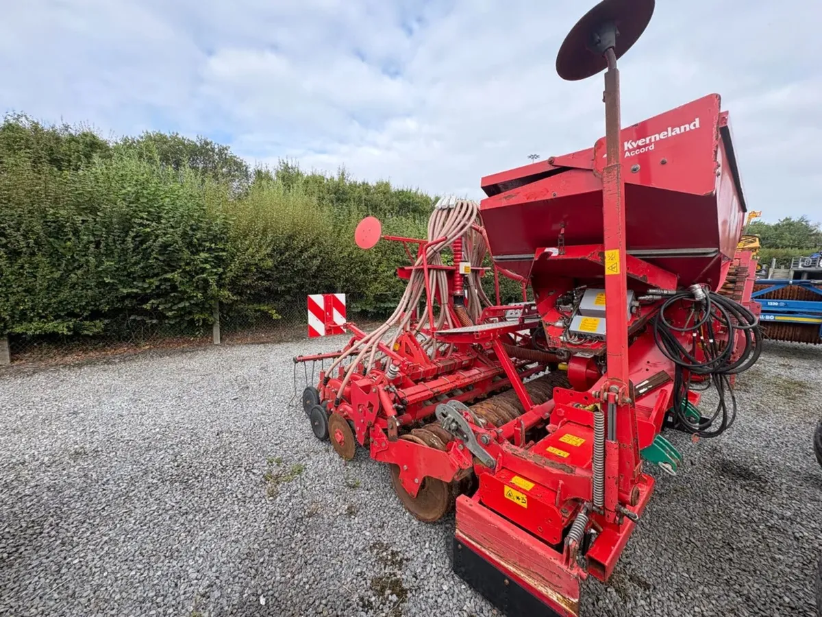 KVERNELAND DRILL - Image 4