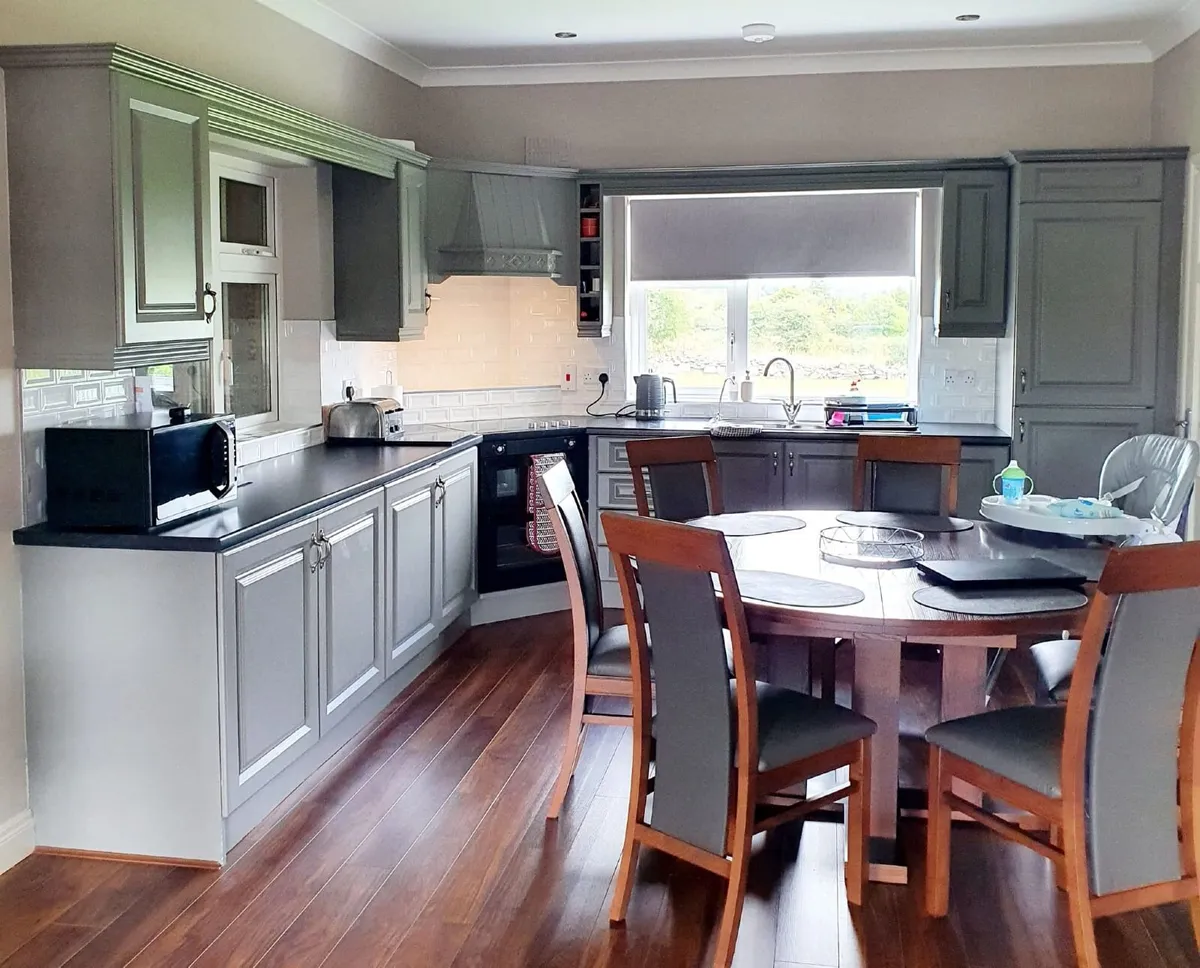 Kitchen - Image 2