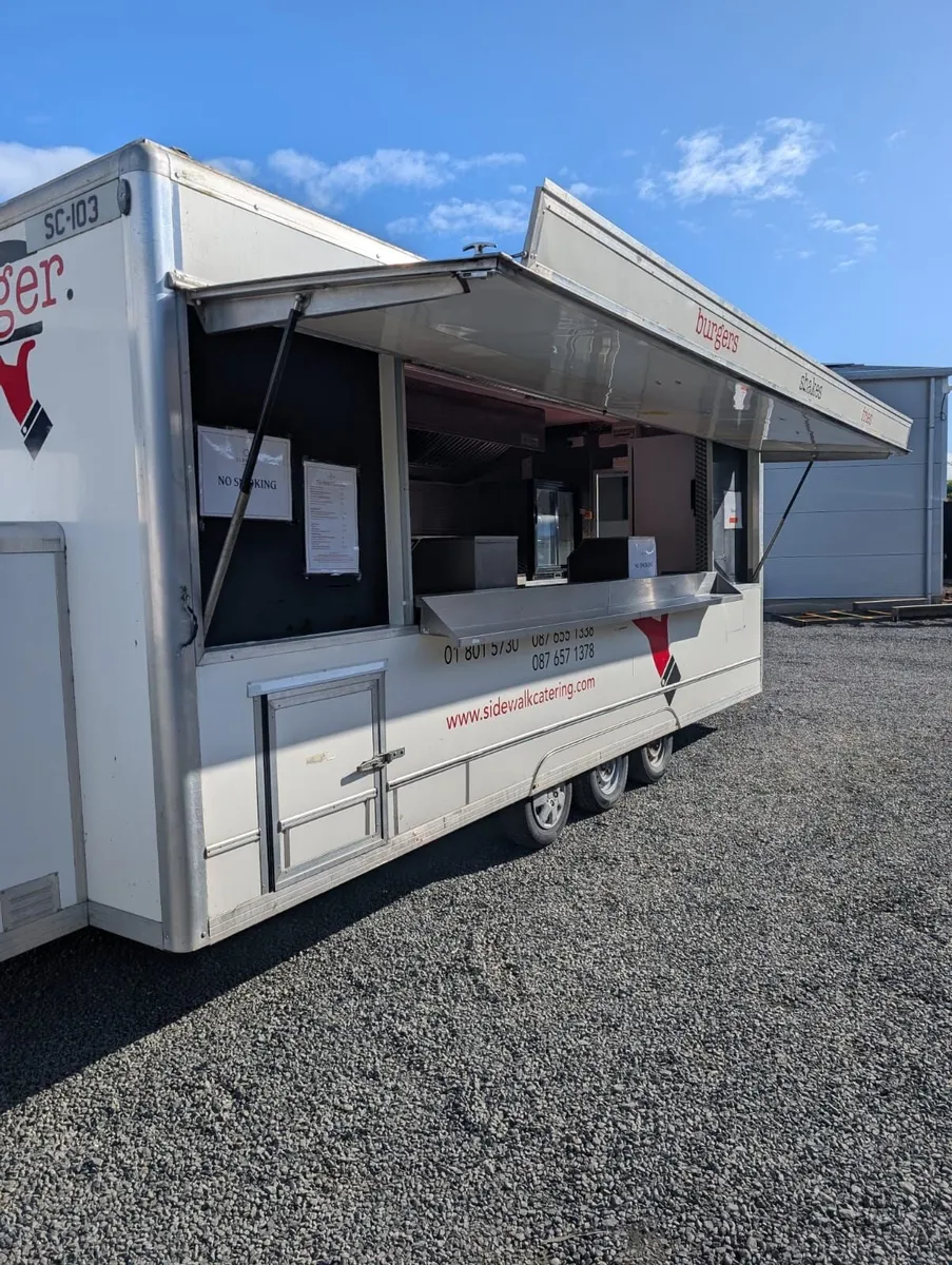 Butlers 20' Catering Trailer - Image 1