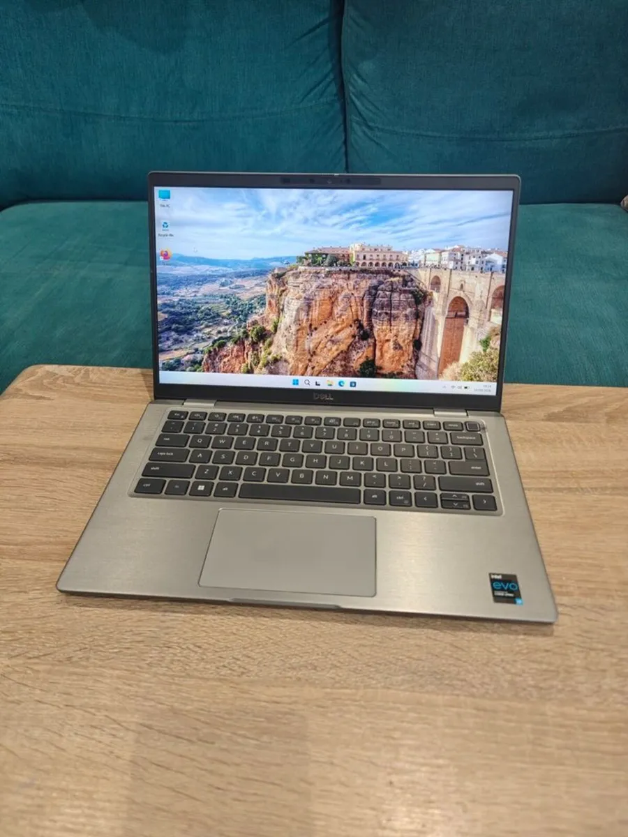 Dell Latitude 7420 | i7 vPro | 32GB | 512GB | 14" - Image 1