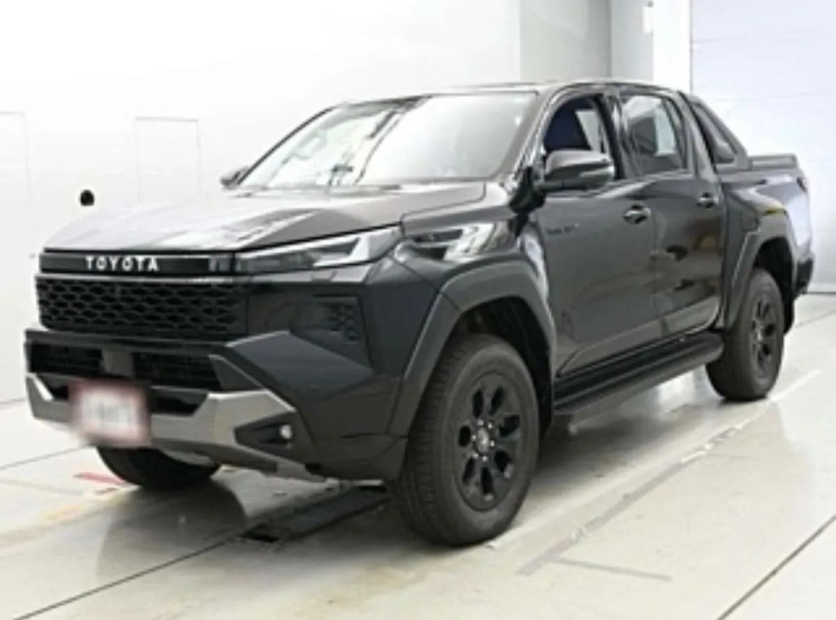 2026 Toyota Hilux 2.8 Z Adventure 5 Seat N1 - Image 1