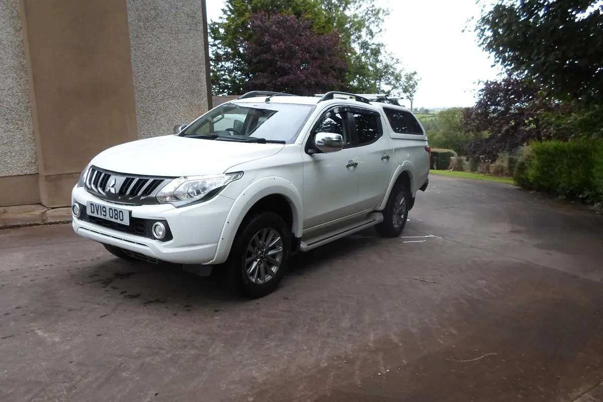 Mitsubishi L200 no vat - Image 2