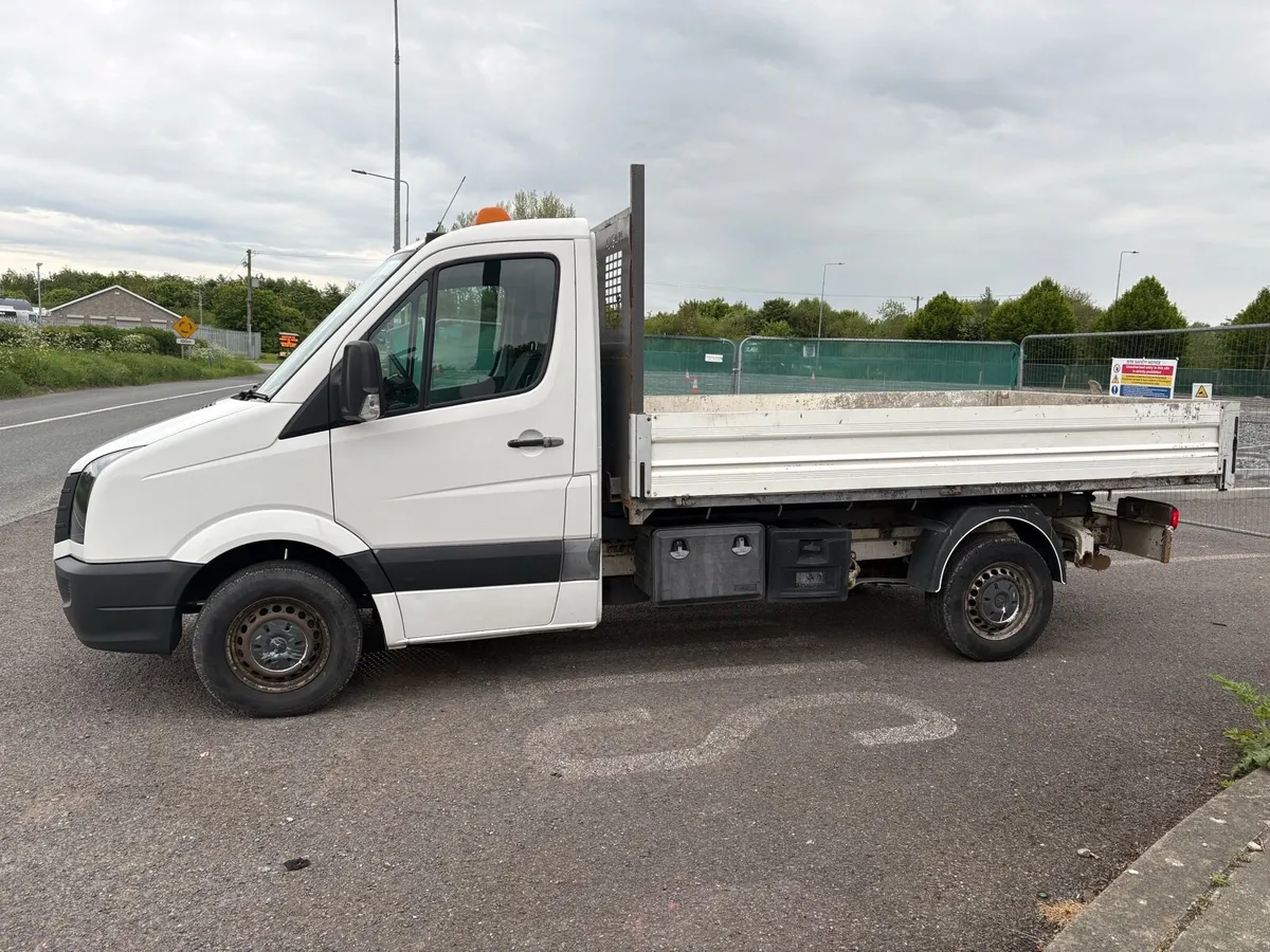Volkswagen Crafter Tipper - Image 3