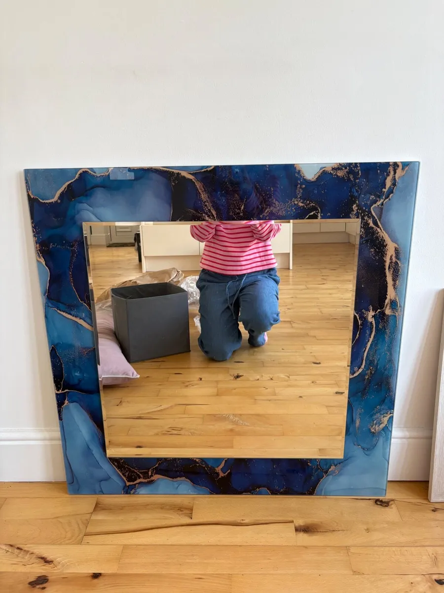 Mirror - Image 1